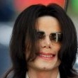 Michael Jackson arrives at the Santa Barbara County courthouse.