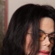 Michael Jackson arrives at the Santa Barbara County courthouse.