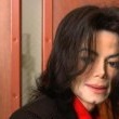 Michael Jackson arrives at the Santa Barbara County courthouse.