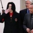 Michael Jackson arrives at the Santa Barbara County courthouse.