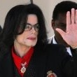 Michael Jackson arrives at the Santa Barbara County courthouse.