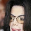Michael Jackson arrives at the Santa Barbara County courthouse.