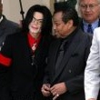 Michael Jackson arrives at the Santa Barbara County courthouse.