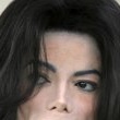 Michael Jackson arrives at the Santa Barbara County courthouse.