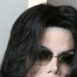 Michael Jackson arrives at the Santa Barbara County courthouse.