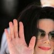 Michael Jackson arrives at the Santa Barbara County courthouse.