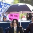 Michael Jackson arrives at the Santa Barbara County courthouse.