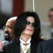 Michael Jackson arrives at the Santa Barbara County courthouse.