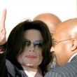 Michael Jackson arrives at the Santa Barbara County courthouse.