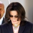 Michael Jackson arrives at the Santa Barbara County courthouse.