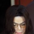 Michael Jackson arrives at the Santa Barbara County courthouse.