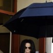 Michael Jackson arrives at the Santa Barbara County courthouse.