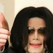 Michael Jackson arrives at the Santa Barbara County courthouse.
