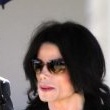 Michael Jackson arrives at the Santa Barbara County courthouse.