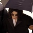 Michael Jackson arrives at the Santa Barbara County courthouse.
