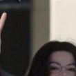 Michael Jackson arrives at the Santa Barbara County courthouse. Jury Selection.