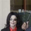 Michael Jackson arrives at the Santa Barbara County courthouse. Jury Selection.