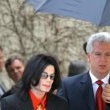 Michael Jackson arrives at the Santa Barbara County courthouse. Jury Selection.