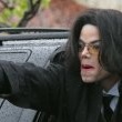 Michael Jackson arrives at the Santa Barbara County courthouse. Jury Selection.
