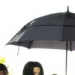 Michael Jackson arrives at the Santa Barbara County courthouse. Jury Selection.