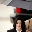 Michael Jackson arrives at the Santa Barbara County courthouse. Jury Selection.