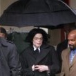 Michael Jackson arrives at the Santa Barbara County courthouse. Jury Selection.