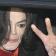 Michael Jackson arrives at the Santa Barbara County courthouse. Jury Selection.