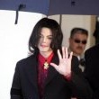Michael Jackson arrives at the Santa Barbara County courthouse. Jury Selection.