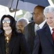 Michael Jackson arrives at the Santa Barbara County courthouse. Jury Selection.