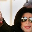 Michael Jackson arrives at the Santa Barbara County courthouse. Jury Selection.