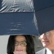 Michael Jackson arrives at the Santa Barbara County courthouse. Jury Selection.