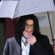 Michael Jackson arrives at the Santa Barbara County courthouse. Jury Selection.