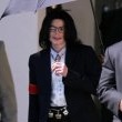 Michael Jackson arrives at the Santa Barbara County courthouse. Jury Selection.