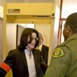 Michael Jackson arrives at the Santa Barbara County courthouse. Jury Selection.
