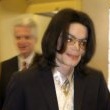 Michael Jackson arrives at the Santa Barbara County courthouse. Jury Selection.