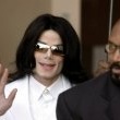 Michael Jackson arrives at the Santa Barbara County courthouse. Jury Selection.