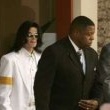 Michael Jackson arrives at the Santa Barbara County courthouse. Jury Selection.