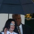 Michael Jackson arrives at the Santa Barbara County courthouse. Jury Selection.