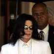 Michael Jackson arrives at the Santa Barbara County courthouse. Jury Selection.