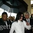 Michael Jackson arrives at the Santa Barbara County courthouse. Jury Selection.