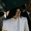 Michael Jackson arrives at the Santa Barbara County courthouse. Jury Selection.