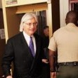 Michael Jackson arrives at the Santa Barbara County courthouse. Jury Selection.