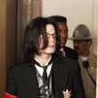 Michael Jackson arrives at the Santa Barbara County courthouse. Jury Selection.
