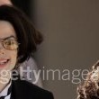 Michael Jackson arrives at the Santa Barbara County courthouse. Jury Selection.