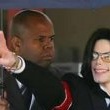 Michael Jackson arrives at the Santa Barbara County courthouse. Jury Selection.