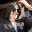 Michael Jackson la cumparaturi in Beverly Hills, California