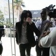 Michael Jackson la cumparaturi in Beverly Hills, California