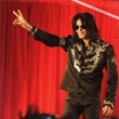 Michael Jackson revine pentru ultima oara pe scena