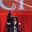 Michael Jackson revine pentru ultima oara pe scena