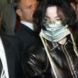 Michael Jackson visits art gallery in Berlin